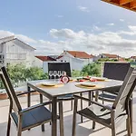 Corcovado With Heated Pool Apartment Vodice