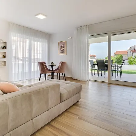 Апартаменты Corcovado With Heated Pool