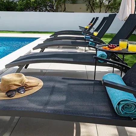 Апартаменты Corcovado With Heated Pool Водице