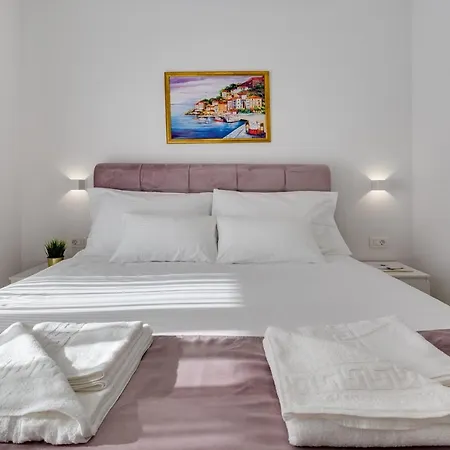 Апартаменты Corcovado With Heated Pool