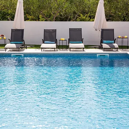 Corcovado With Heated Pool Apartment Vodice