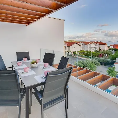 Corcovado With Heated Pool