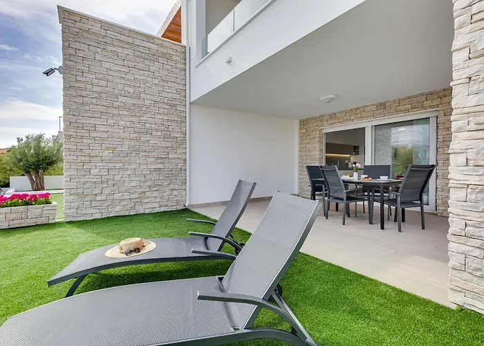 Corcovado With Heated Pool * Vodice