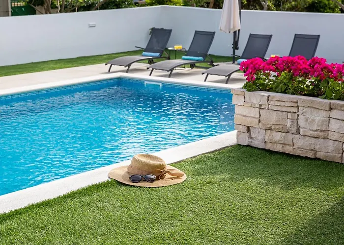 Corcovado With Heated Pool